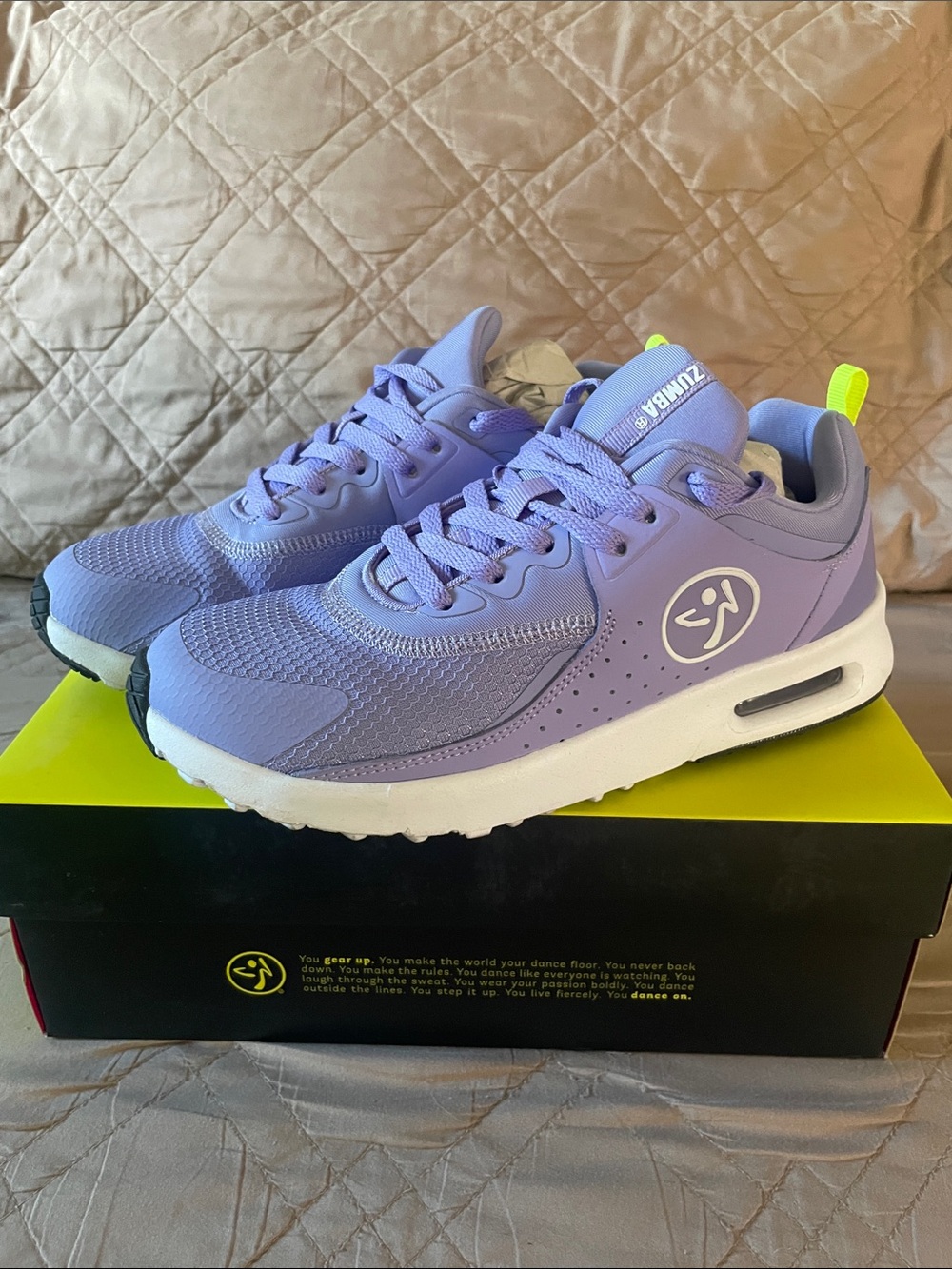 Zumba Fitness Women's Lavender and Neon Yellow Accent Sneakers